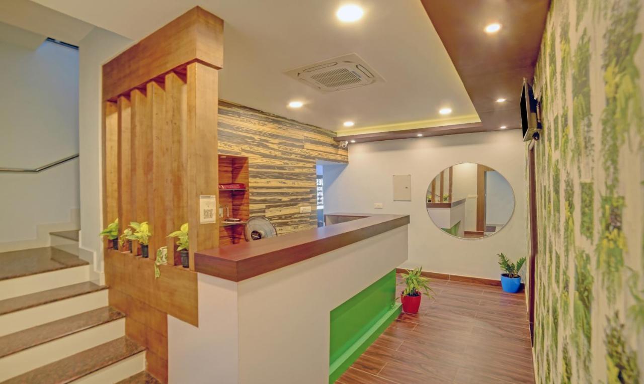 Treebo Trip Majestic Inn Thampanoor טריואנדרום מראה חיצוני תמונה