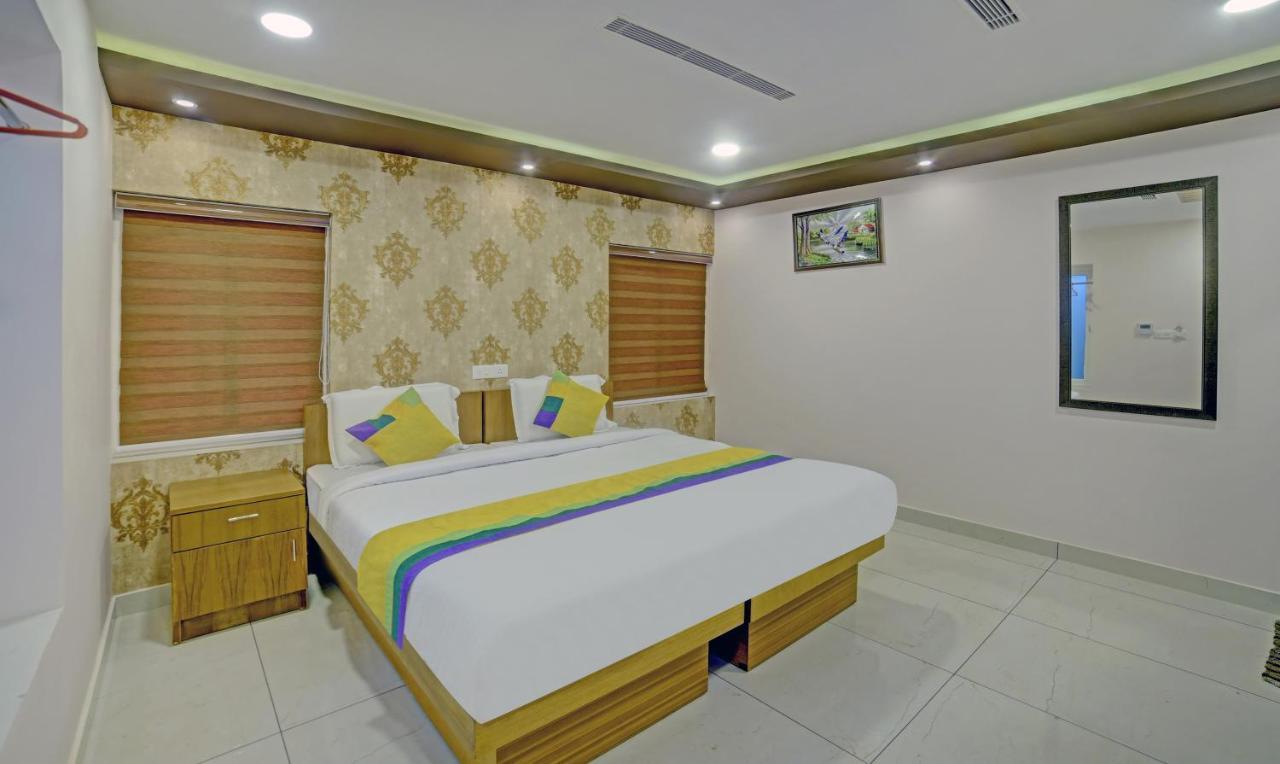 Treebo Trip Majestic Inn Thampanoor טריואנדרום מראה חיצוני תמונה