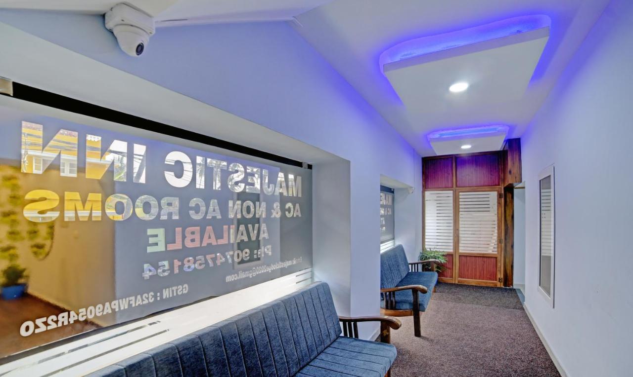 Treebo Trip Majestic Inn Thampanoor טריואנדרום מראה חיצוני תמונה