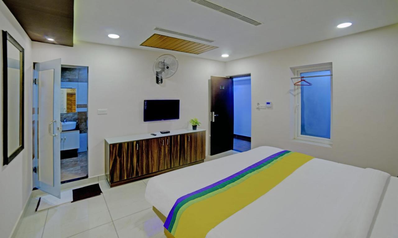 Treebo Trip Majestic Inn Thampanoor טריואנדרום מראה חיצוני תמונה